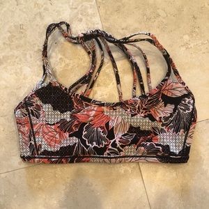 Lululemon strappy sports bra
